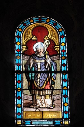 캔터베리의 성 에드문도_photo by GFreihalter_in the Church of Saint-Georges in La Rochepot_France.jpg
